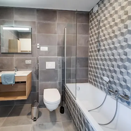 Spacious In Bourseigne-neuve, Cleaning Included Bourseigne-Neuve