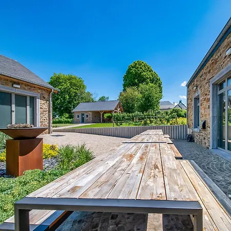 Spacious In Bourseigne-neuve, Cleaning Included *